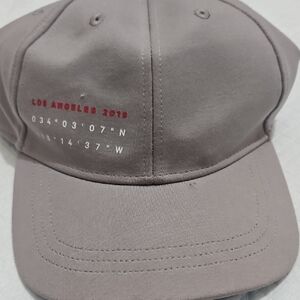 Lululemon Los Angeles 2019 Gray Hat Rare Os
